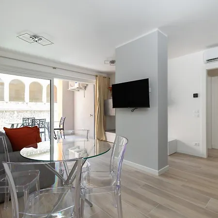 Hurban Apartments Ghiberti 6 Park Apartment Trieste